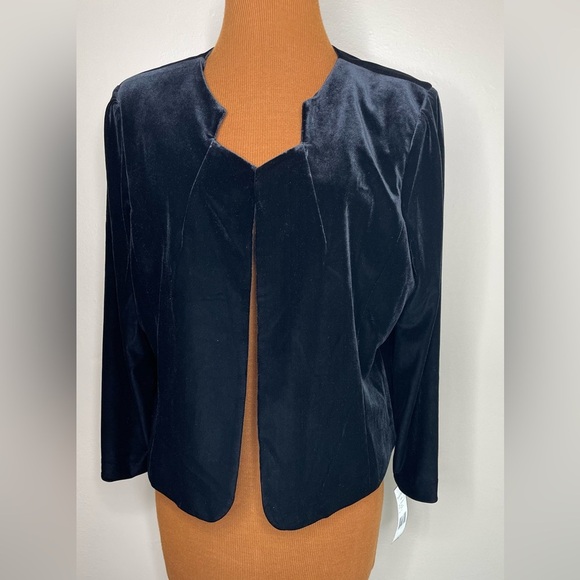 NWT Jessica Howard Black Elegant Crushed Velvet Blazer Jacket Size 16 - Picture 1 of 8